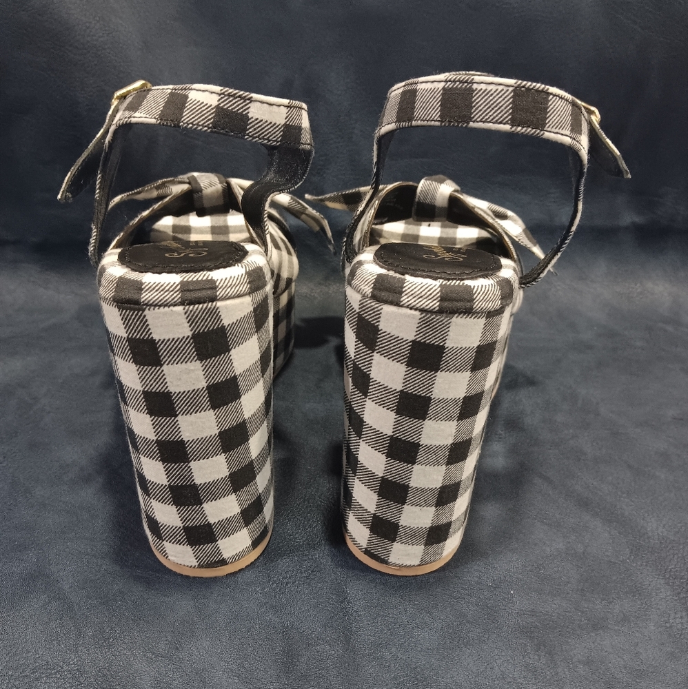 Seychelles Black and White Gingham New American Platform Sandals Front Bow - Picture 5 of 6